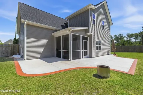 527 Everett Glades Sneads Ferry NC 28460