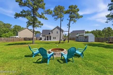 527 Everett Glades Sneads Ferry NC 28460