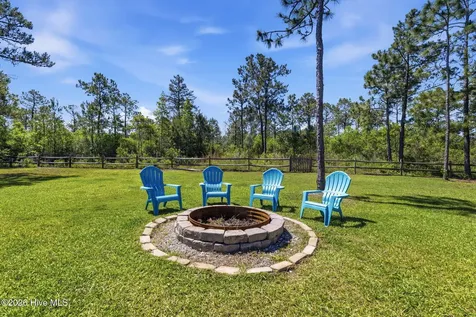 527 Everett Glades Sneads Ferry NC 28460