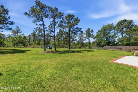 527 Everett Glades Sneads Ferry NC 28460