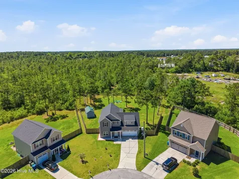 527 Everett Glades Sneads Ferry NC 28460