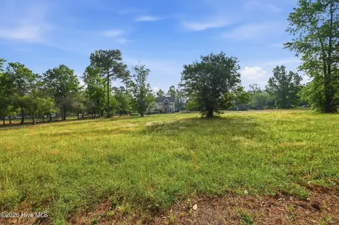 140 E Winding Way Wallace NC 28466