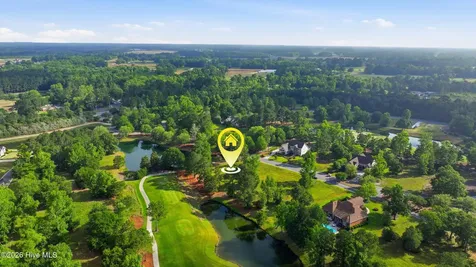 140 E Winding Way Wallace NC 28466