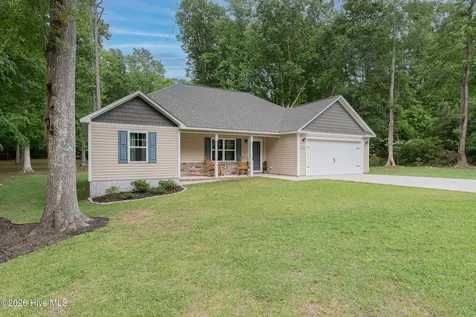 137 Wilburne Drive Hubert NC 28539