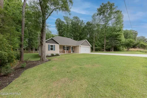 137 Wilburne Drive Hubert NC 28539