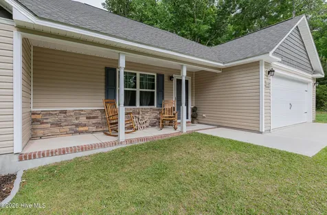 137 Wilburne Drive Hubert NC 28539