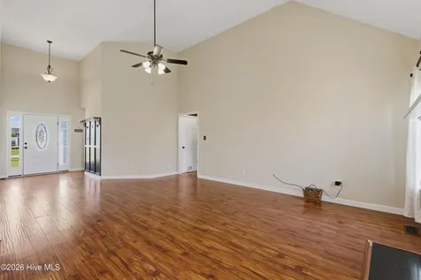 202 Mary Frances Way Pikeville NC 27863