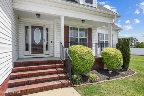 202 Mary Frances Way Pikeville NC 27863
