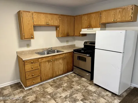 3211 Summer Place Greenville NC 27834