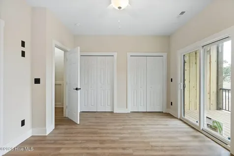 205 Shell Road Surf City NC 28445
