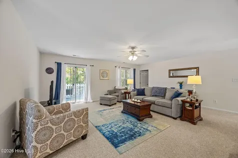703 Hummingbird S Swansboro NC 28584
