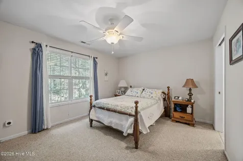 703 Hummingbird S Swansboro NC 28584