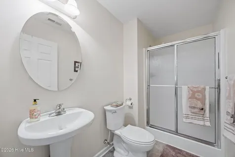 703 Hummingbird S Swansboro NC 28584