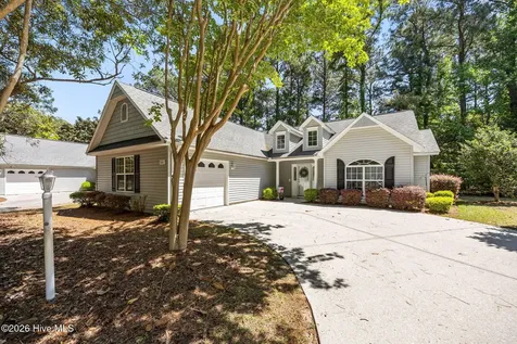 703 Hummingbird S Swansboro NC 28584