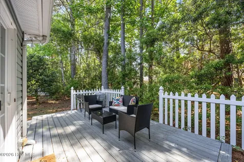 703 Hummingbird S Swansboro NC 28584