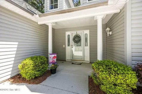 703 Hummingbird S Swansboro NC 28584