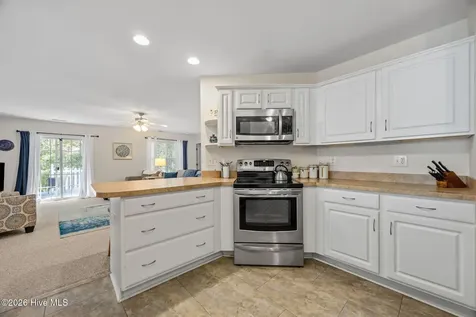 703 Hummingbird S Swansboro NC 28584