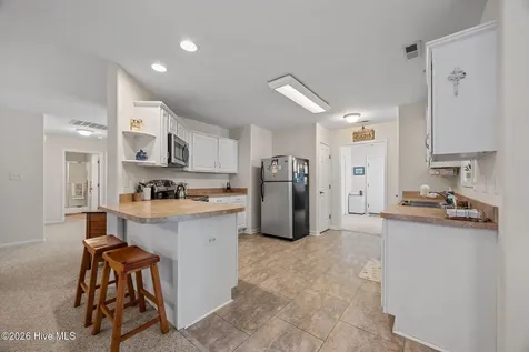 703 Hummingbird S Swansboro NC 28584