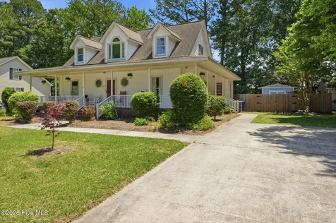 2610 River Chase Drive Greenville NC 27858