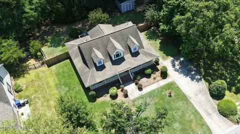 2610 River Chase Drive Greenville NC 27858