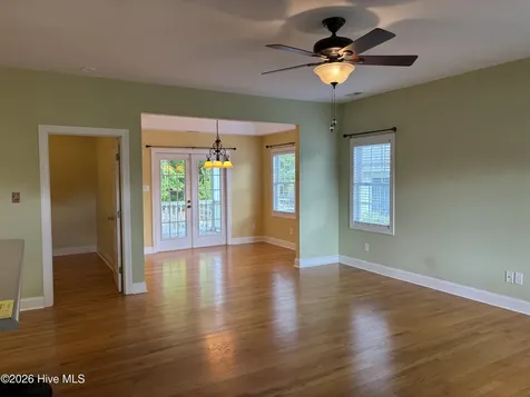 328 Lakemere Drive New Bern NC 28562