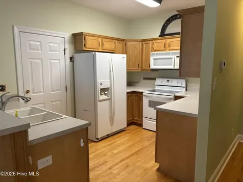328 Lakemere Drive New Bern NC 28562