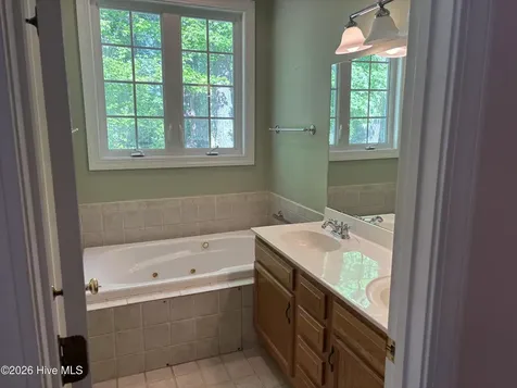 328 Lakemere Drive New Bern NC 28562