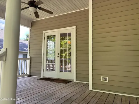 328 Lakemere Drive New Bern NC 28562