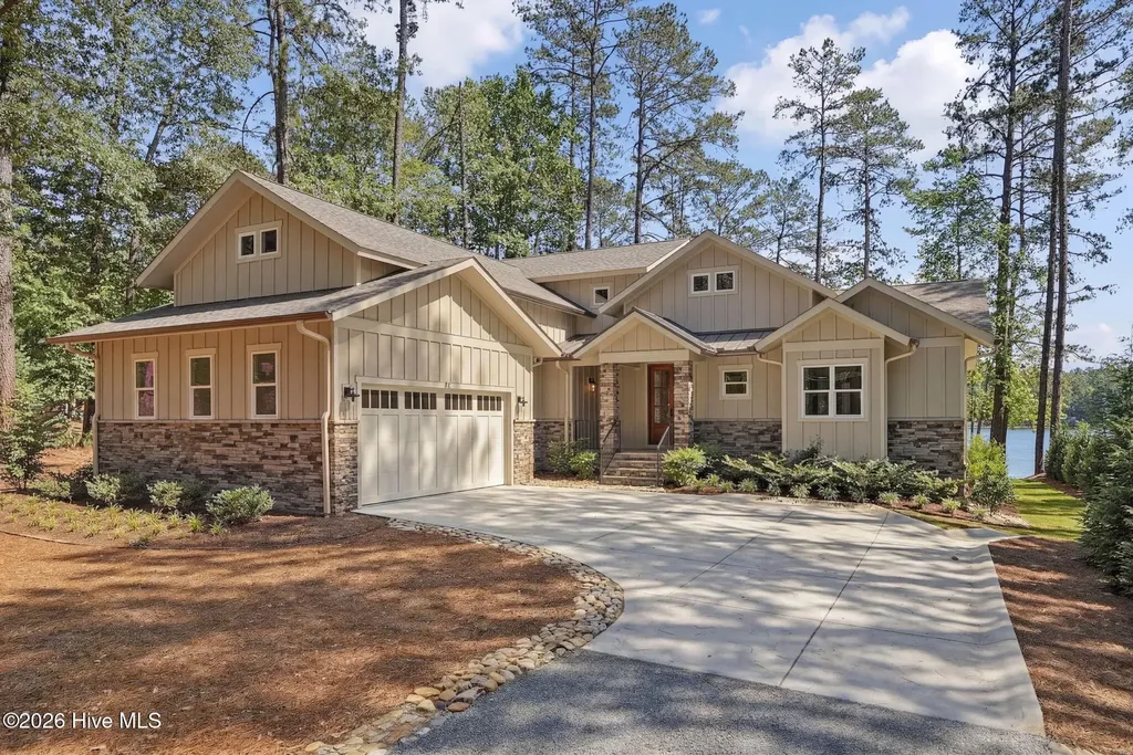 65 Lakeview Drive Whispering Pines NC 28327