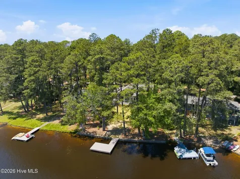 65 Lakeview Drive Whispering Pines NC 28327