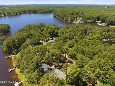 65 Lakeview Drive Whispering Pines NC 28327
