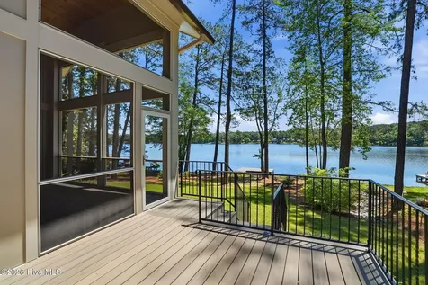65 Lakeview Drive Whispering Pines NC 28327