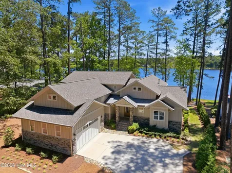 65 Lakeview Drive Whispering Pines NC 28327