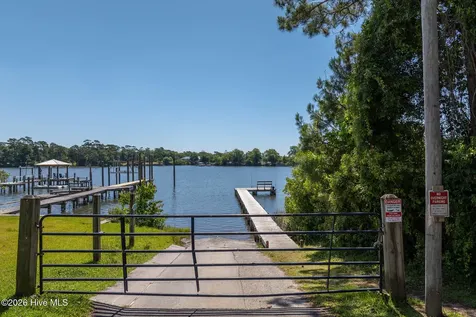 211 Derby Downs Drive Sneads Ferry NC 28460