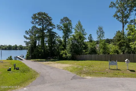 211 Derby Downs Drive Sneads Ferry NC 28460