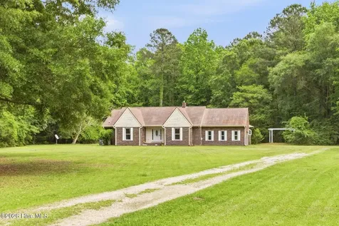 16141 Nc Highway 210 Rocky Point NC 28457