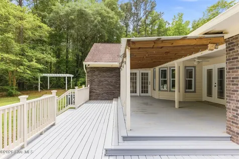 16141 Nc Highway 210 Rocky Point NC 28457