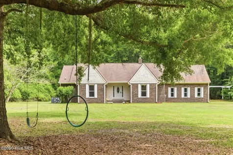 16141 Nc Highway 210 Rocky Point NC 28457