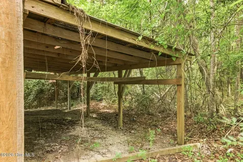 16141 Nc Highway 210 Rocky Point NC 28457