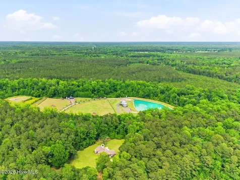 16141 Nc Highway 210 Rocky Point NC 28457