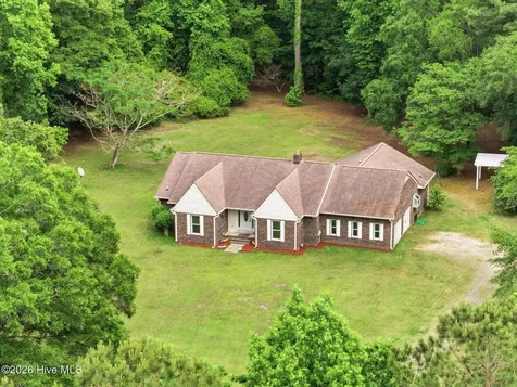 16141 Nc Highway 210 Rocky Point NC 28457
