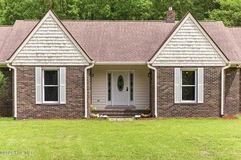 16141 Nc Highway 210 Rocky Point NC 28457