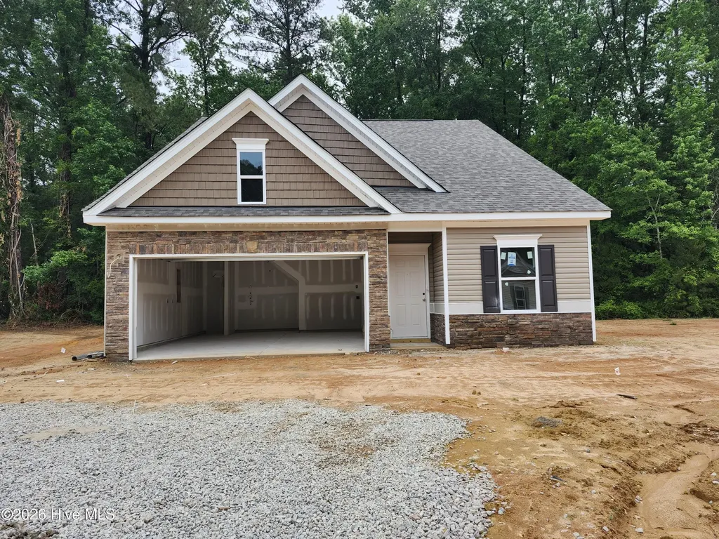 1673 Elk Run Drive Fayetteville NC 28312