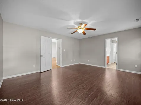 101 Berwick Court Jacksonville NC 28546
