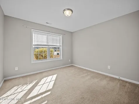 101 Berwick Court Jacksonville NC 28546