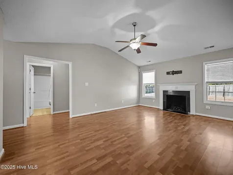 101 Berwick Court Jacksonville NC 28546