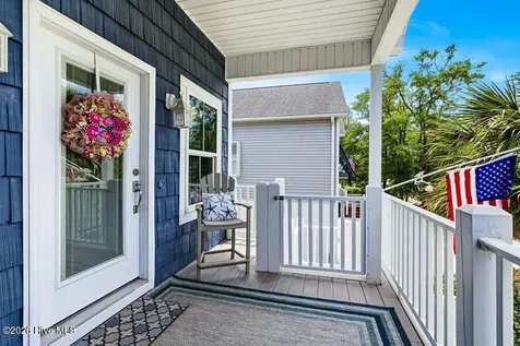 124 NE 7th Street Oak Island NC 28465