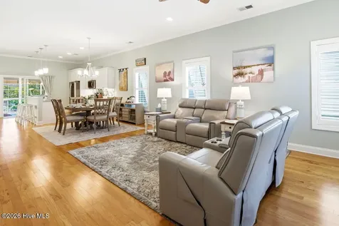 124 NE 7th Street Oak Island NC 28465