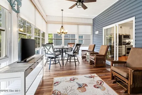 124 NE 7th Street Oak Island NC 28465