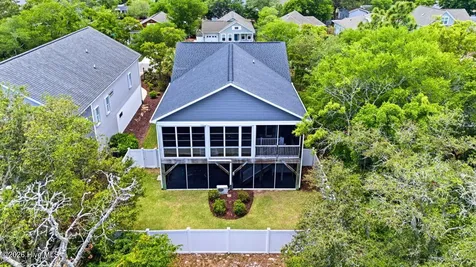 124 NE 7th Street Oak Island NC 28465